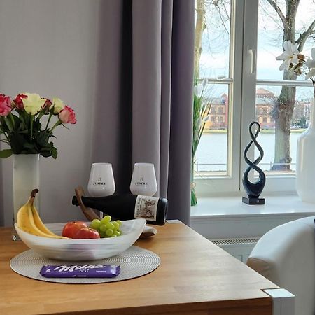 Das Ferienapartment Alexandrine direkt am Pfaffenteich, mitten im Herzen von Schwerin Schwerin  Zimmer foto