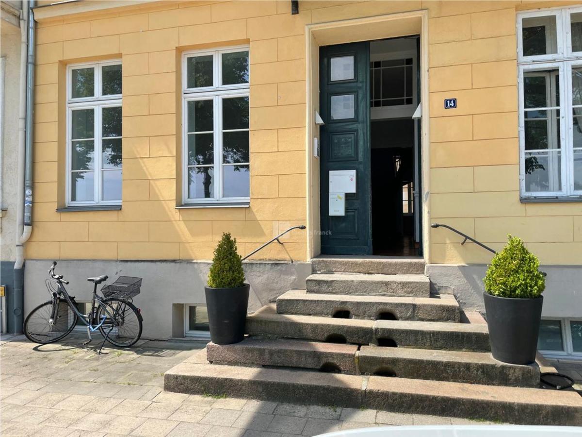 Das Ferienapartment Alexandrine direkt am Pfaffenteich, mitten im Herzen von Schwerin Schwerin  Exterior foto